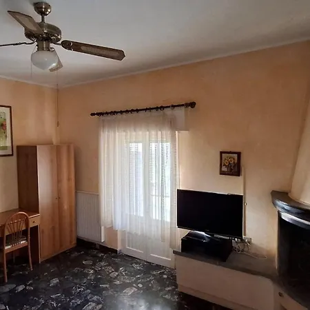 Lea מלון גרוסטו